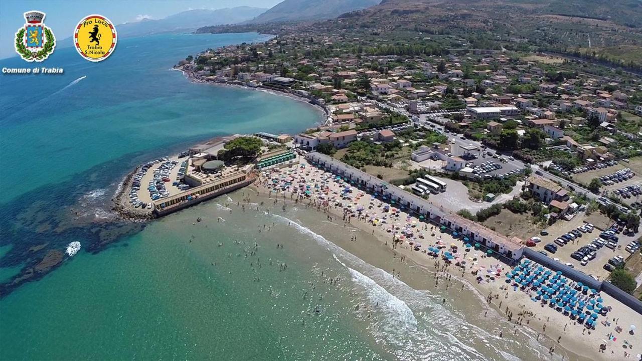La Casa Gialla Trabia Eksteriør bilde